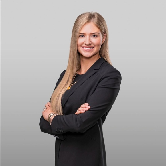 Meet your Posher, Kelci - Picture 1 of 1